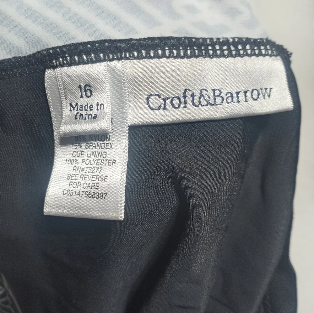 Croft & Barrow Black And White Tankini Top Size 16 - Picture 6 of 9